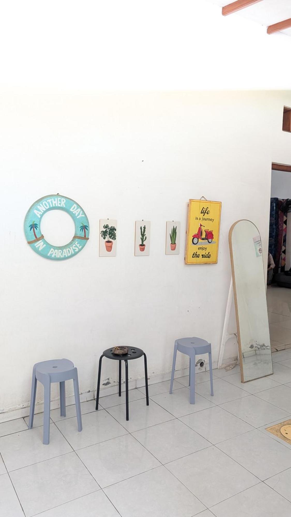 Homey Guesthouse Kertajaya Surabaya Ngoại thất bức ảnh